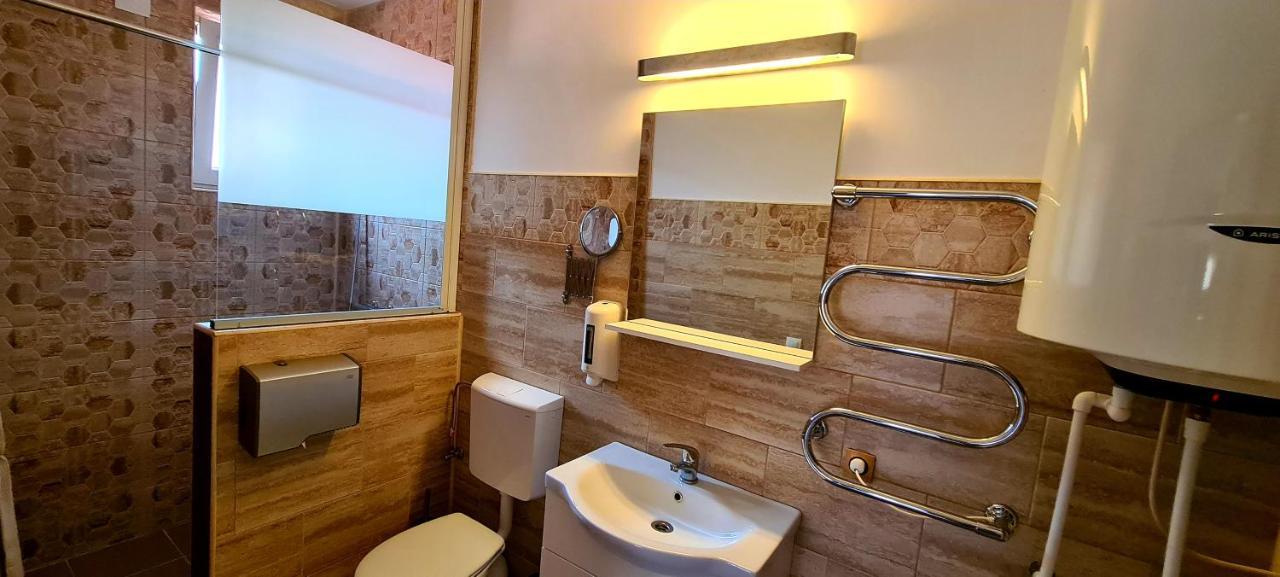 Casa Mio Hotell Moldova Noua Exteriör bild
