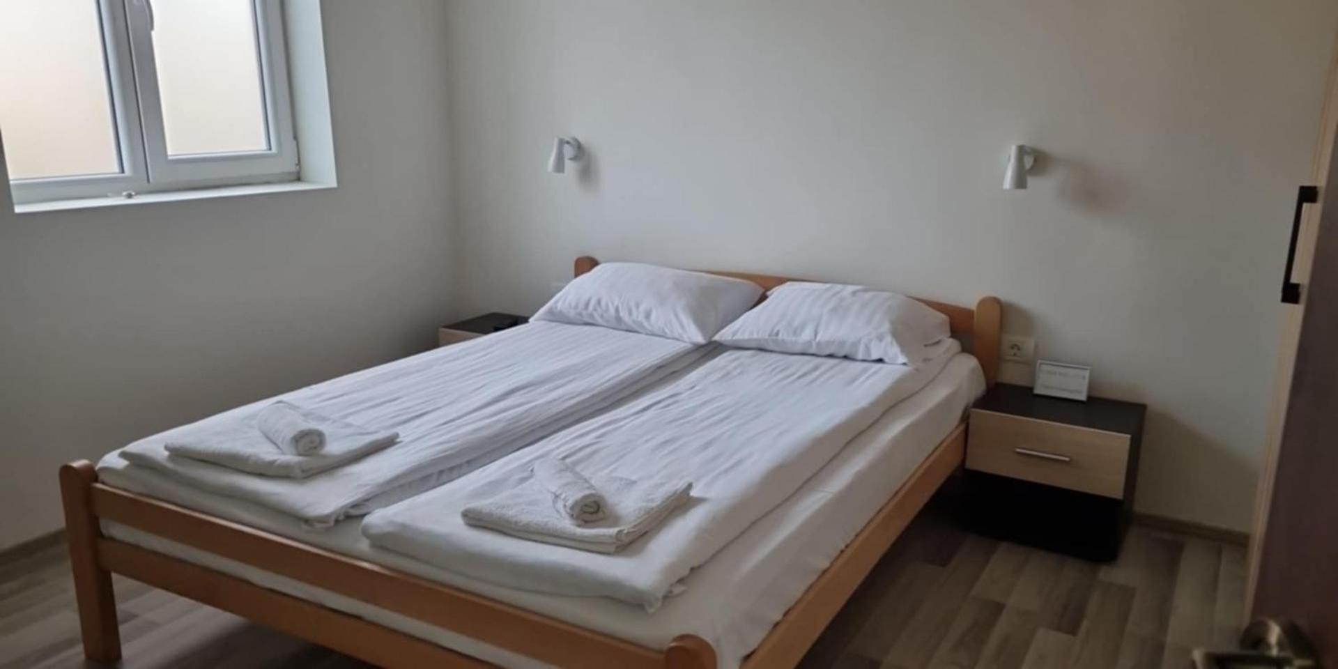 Casa Mio Hotell Moldova Noua Exteriör bild